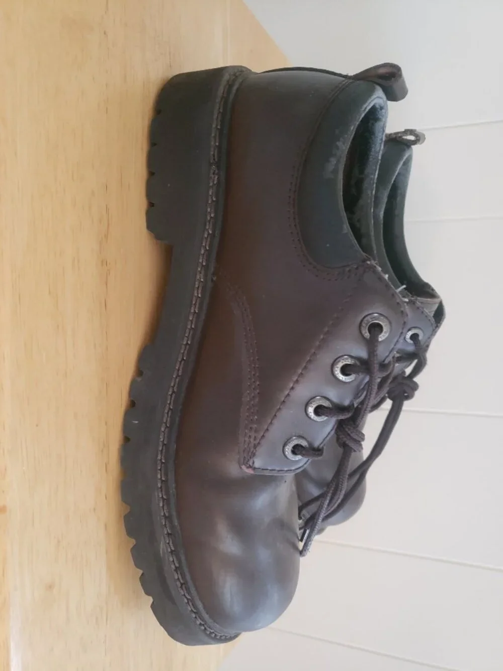 Sketchers Men's Lace Up Boots Size 11.5